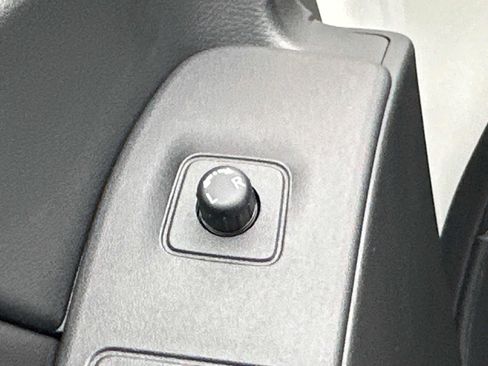 New 2026 Nissan Frontier SV w/ All-Weather Content Package image 22