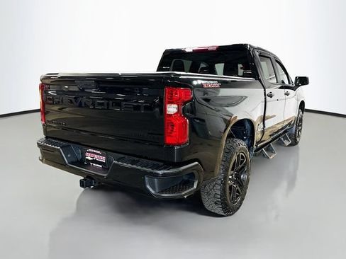 Used 2024 Chevrolet Silverado 1500 Custom Trail Boss w/ Turbomax Blackout Package AWD/4WD image 5