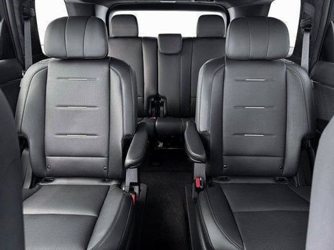 New 2026 Hyundai Palisade Calligraphy FWD image 16