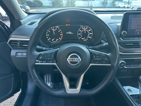 Used 2019 Nissan Altima 2.5 Platinum image 23