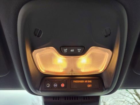 Used 2023 Chevrolet Colorado LT w/ LT Convenience Package III AWD/4WD image 24