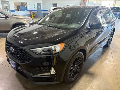 Certified 2024 Ford Edge ST-Line AWD/4WD image 4