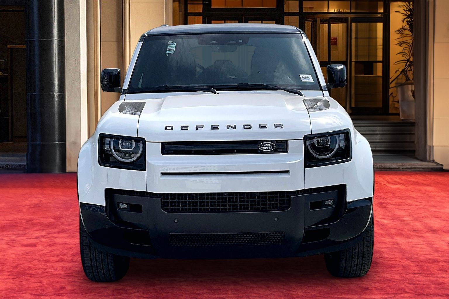 New 2026 Land Rover Defender 110 X-Dynamic SE AWD/4WD image 3
