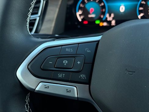 New 2026 Volkswagen Atlas SE image 24