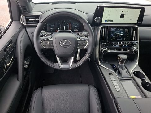 New 2026 Lexus LX 600 4WD w/ Luxury Package image 8