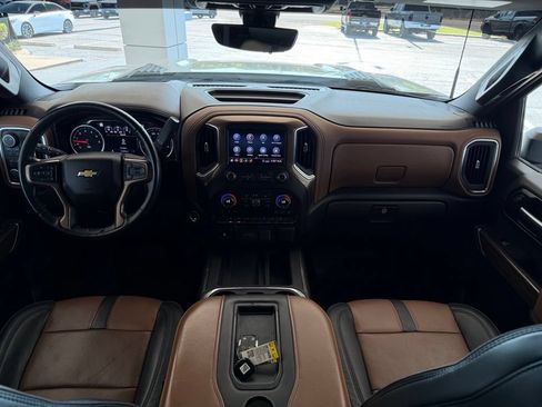 Used 2020 Chevrolet Silverado 3500 High Country w/ Z71 Off-Road Package AWD/4WD image 20