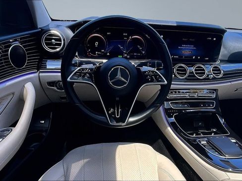 Used 2023 Mercedes-Benz E 450 4MATIC Sedan image 9