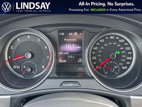 Used 2018 Volkswagen Atlas SE w/ R-Line Package image 24