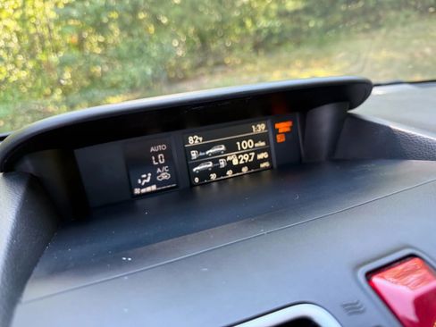 Used 2018 Subaru Forester 2.5i Premium image 26