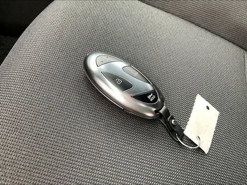 New 2026 Hyundai Kona SE image 32