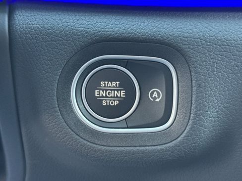 Certified 2025 Mercedes-Benz GLE 450 4MATIC image 27