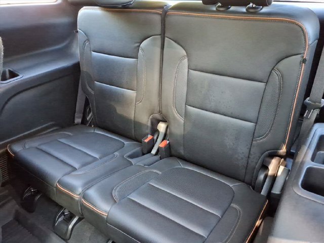 Used 2023 GMC Acadia AT4 w/ Technology Package AWD/4WD image 17
