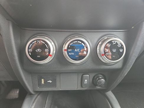 Used 2025 Mitsubishi Outlander Sport SE image 23