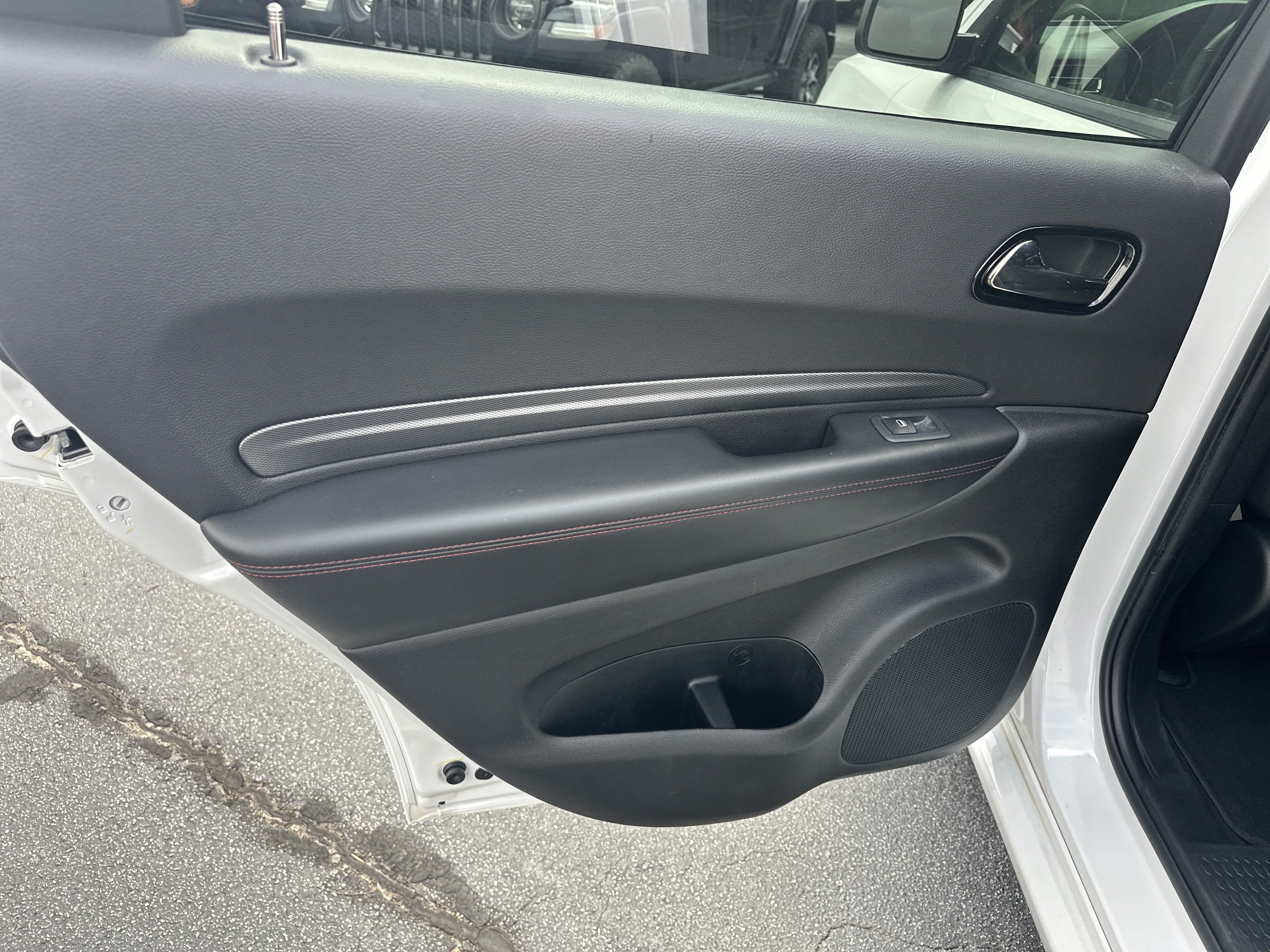 Used 2025 Dodge Durango GT w/ Blacktop Package RWD image 24