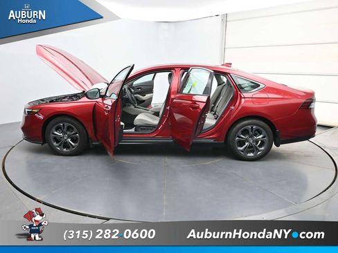 Used 2023 Honda Accord EX image 34