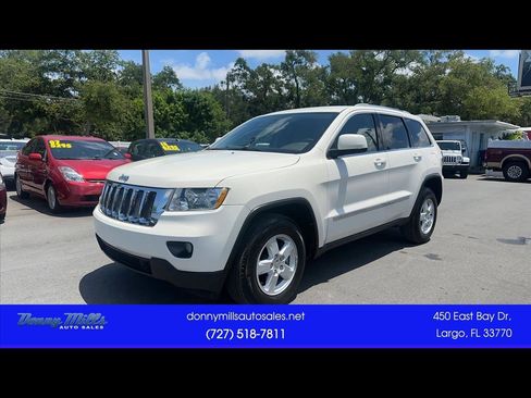 Used 2012 Jeep Grand Cherokee Laredo w/ Laredo E Group AWD/4WD image 1