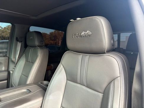 Used 2021 Chevrolet Silverado 1500 High Country AWD/4WD image 10