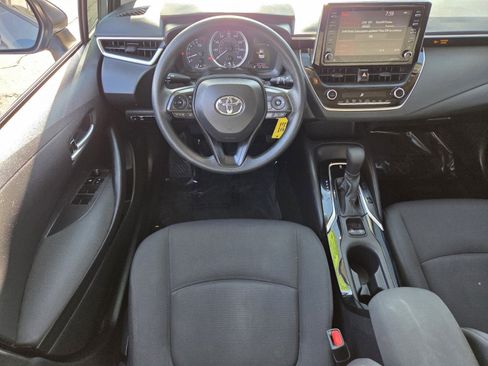 Used 2021 Toyota Corolla LE image 12