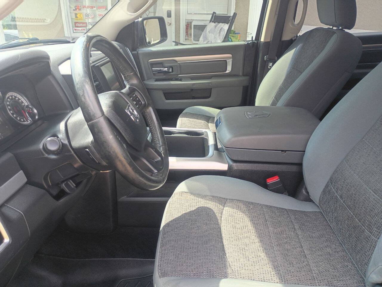 Used 2017 RAM 1500 Big Horn AWD/4WD image 8