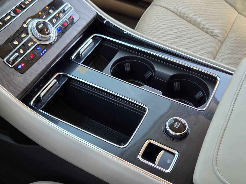 Used 2024 Lincoln Aviator Reserve w/ Equipment Group 201A RWD image 25