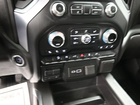 Used 2020 GMC Sierra 1500 SLT w/ SLT Premium Package AWD/4WD image 14