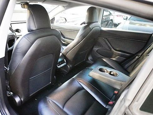Used 2019 Tesla Model 3 Mid Range RWD image 26