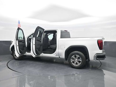 Used 2024 GMC Sierra 1500 SLT AWD/4WD image 47