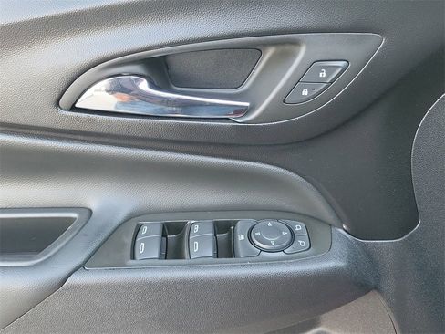 Certified 2024 Chevrolet Equinox LT image 13