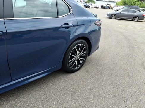 Certified 2024 Toyota Camry SE FWD image 5