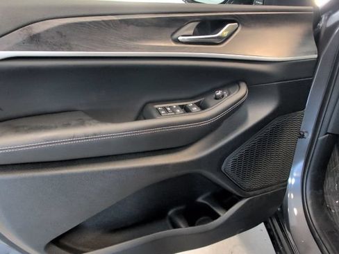 New 2026 Jeep Grand Cherokee Altitude AWD/4WD image 14