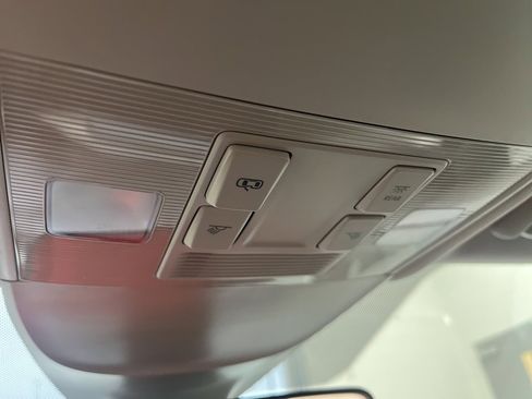 New 2026 Volkswagen Taos S image 28