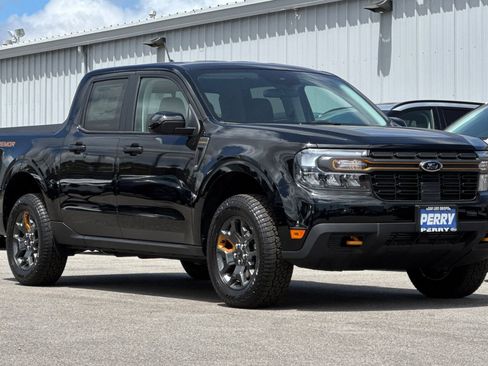 New 2024 Ford Maverick Tremor w/ Tremor Off-Road Package image 1