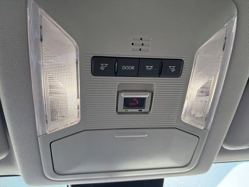 Used 2025 Toyota RAV4 LE image 21