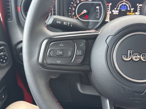 Used 2024 Jeep Wrangler Unlimited Rubicon image 20