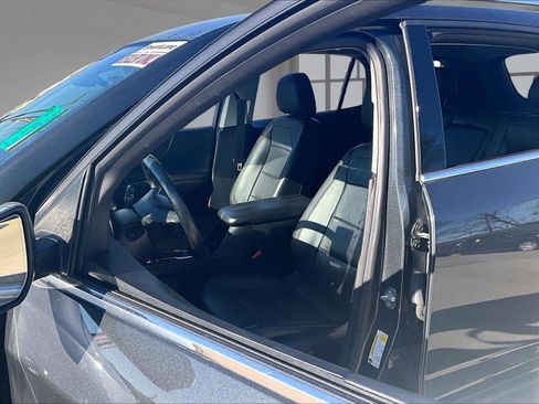 Used 2021 Chevrolet Equinox Premier AWD/4WD image 24