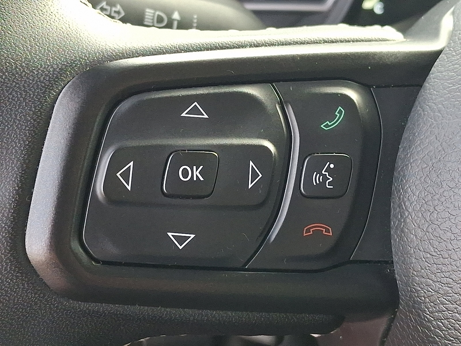 Used 2025 Jeep Wrangler Unlimited Rubicon AWD/4WD image 21