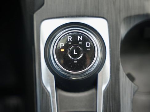 Used 2024 Ford Escape Platinum w/ Premium Technology Package image 25