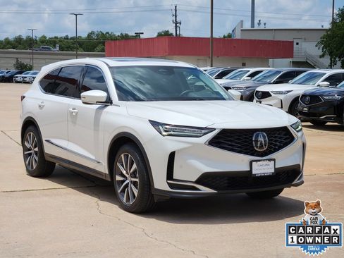 Certified 2026 Acura MDX w/ Technology Package FWD image 3