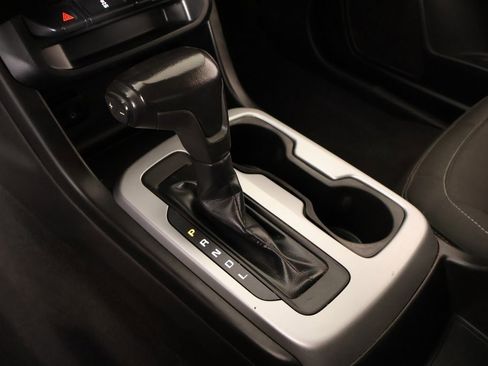 Used 2019 Chevrolet Colorado LT w/ LT Convenience Package image 8