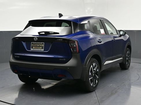 New 2026 Nissan Kicks SV w/ SV Premium Package image 4