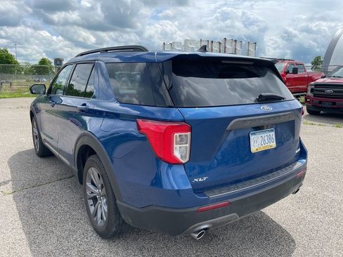 Used 2022 Ford Explorer XLT w/ Equipment Group 202A AWD/4WD image 8