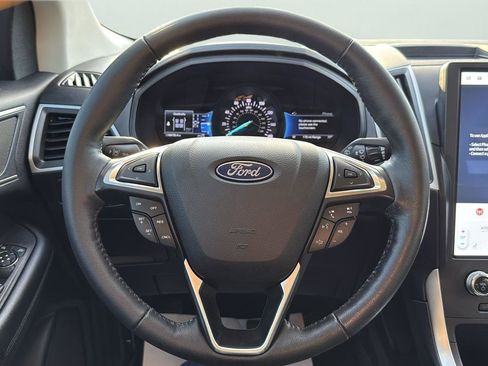 Used 2023 Ford Edge SEL w/ Convenience Package image 13
