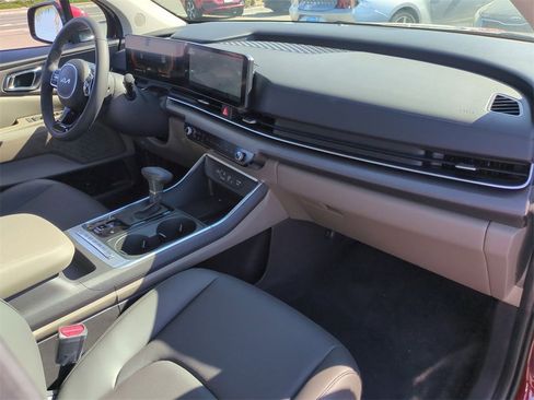 New 2026 Kia Carnival EX image 35