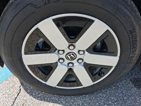 Used 2024 Honda Prologue EX image 14