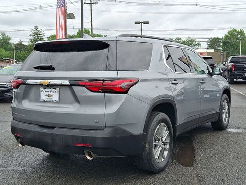 Used 2023 Chevrolet Traverse LT AWD/4WD image 7