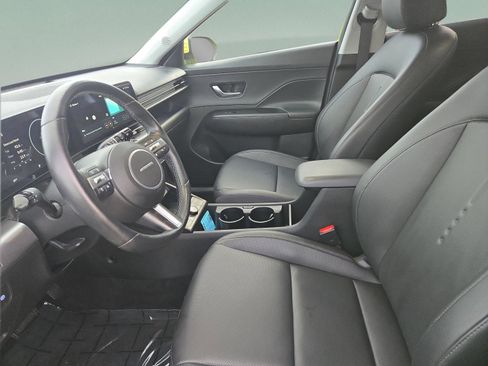 Used 2024 Hyundai Kona Limited image 17