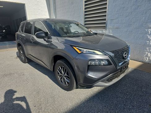 Used 2023 Nissan Rogue S FWD image 2