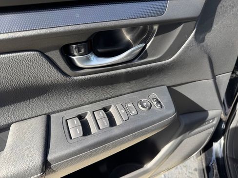 Used 2025 Honda CR-V EX image 28