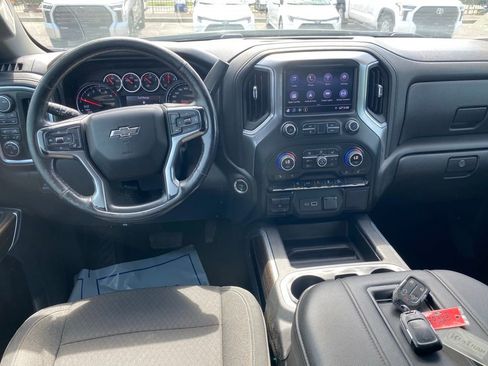 Used 2020 Chevrolet Silverado 1500 RST AWD/4WD image 9