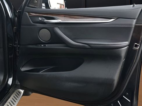 Used 2017 BMW X6 xDrive35i image 17